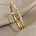 Pulsera rígida cuadrada de acero inoxidable con circonitas para mujer, minimalista y resistente al agua