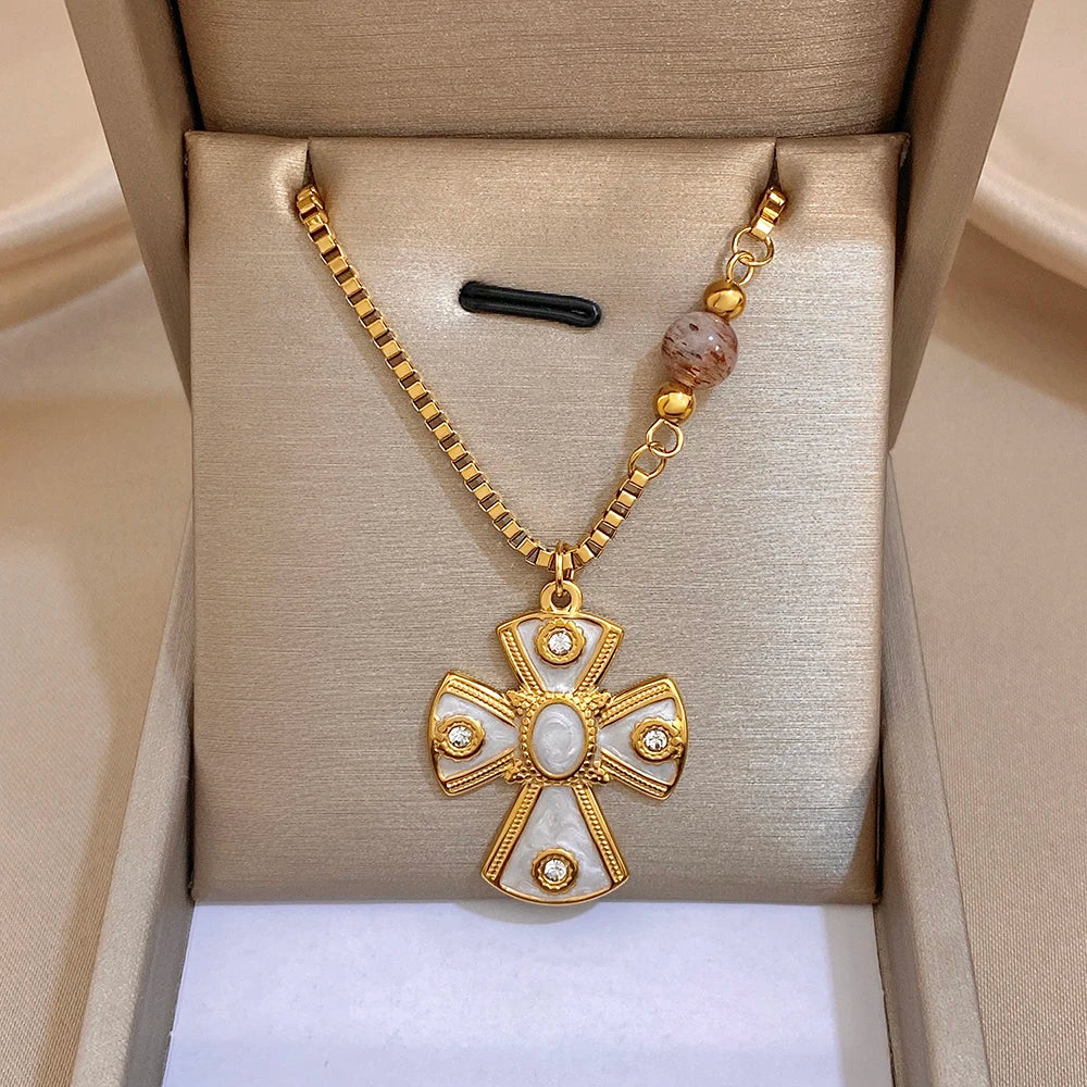 Collar de acero inoxidable con colgante geométrico para mujer