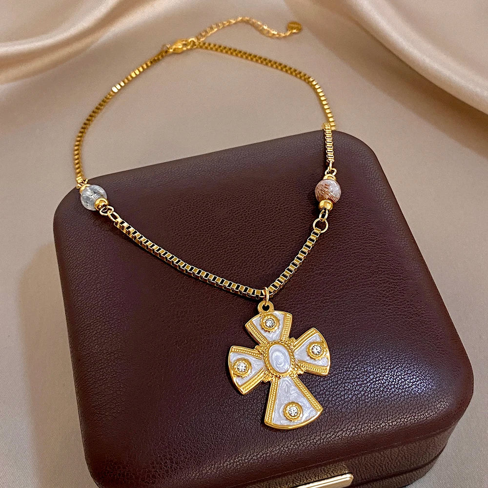 Collar de acero inoxidable con colgante geométrico para mujer